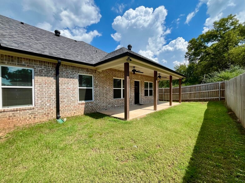 17569 County Road 196, Flint, TX for sale - Building Photo - Image 2 of 16