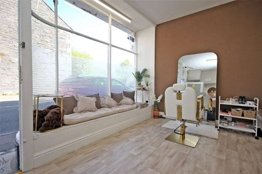 2 Newborough St, Blaenau Ffestiniog for sale - Building Photo - Image 2 of 6