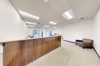 676 Woodland Square Loop SE, Lacey, WA for lease Interior Photo- Image 1 of 8
