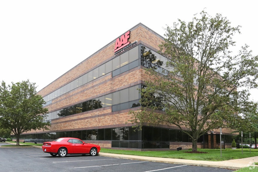 9920 Corporate Campus Dr, Louisville, KY for sale - Building Photo - Image 2 of 10