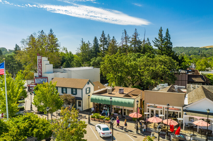 Plaza Way, Lafayette, CA à vendre - Photo du b timent - Image 1 de 23