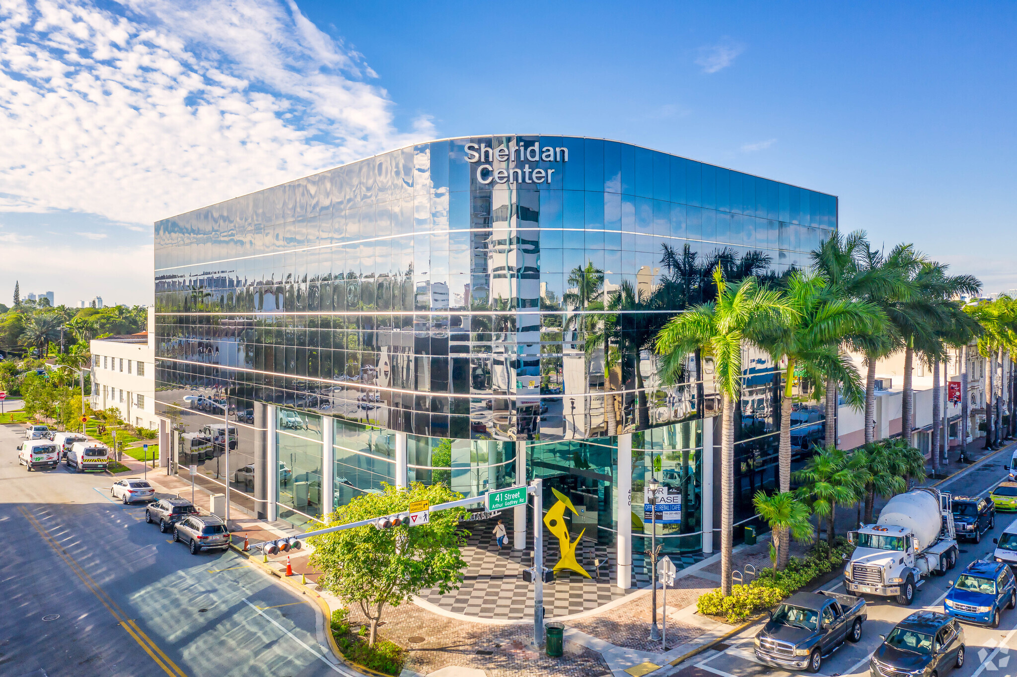 400 W 41st St, Miami Beach, FL for sale Building Photo- Image 1 of 1