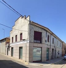 Retail in Santa Cristina de Valmadrigal, León for lease Building Photo- Image 1 of 1