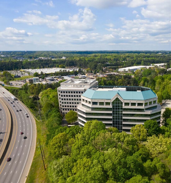3200 Beechleaf Ct, Raleigh, NC for lease - Building Photo - Image 3 of 11