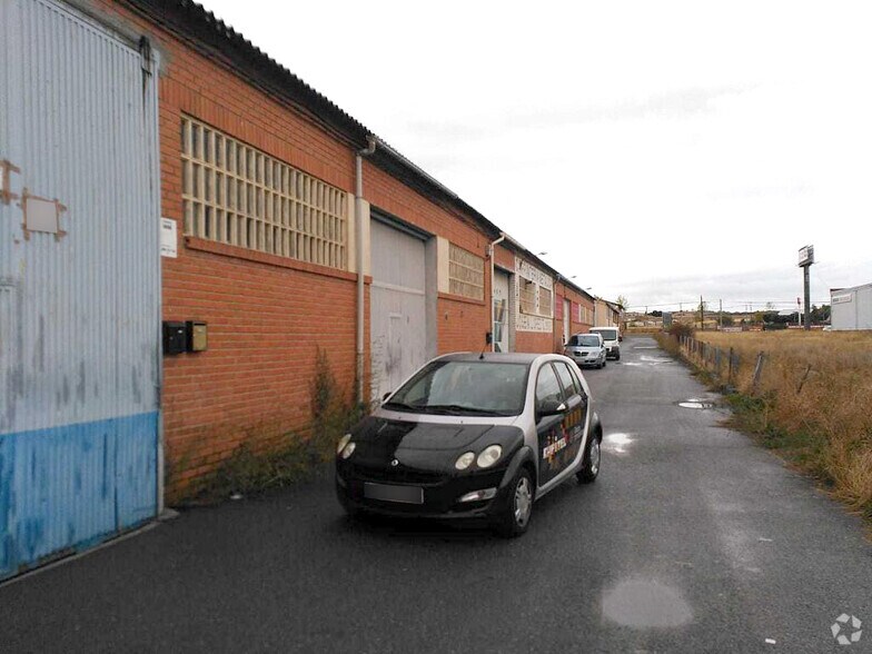 Industriel dans La Colilla, Ávila à louer - Photo du bâtiment - Image 2 de 6