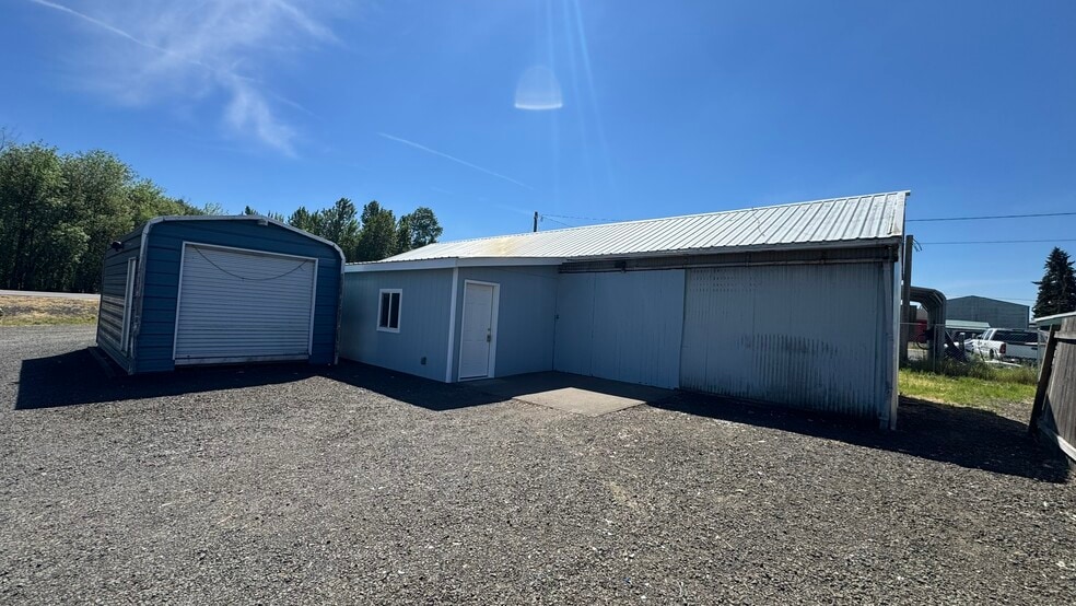 300 OR-99 Hwy, Junction City, OR for lease - Building Photo - Image 2 of 10