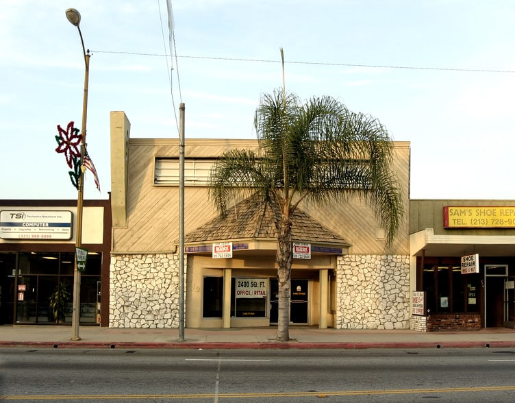 709-711 Newmark Mall, Montebello, CA for lease - Building Photo - Image 2 of 4