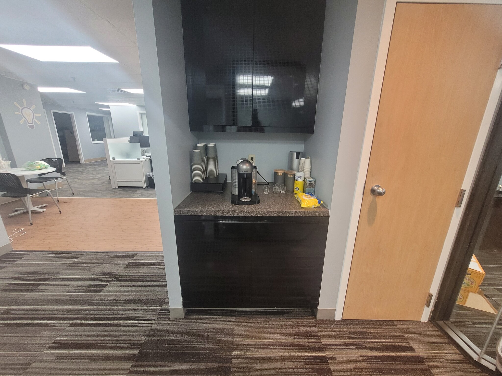 1320 Centre St, Newton, MA à louer Photo intérieure- Image 1 de 13