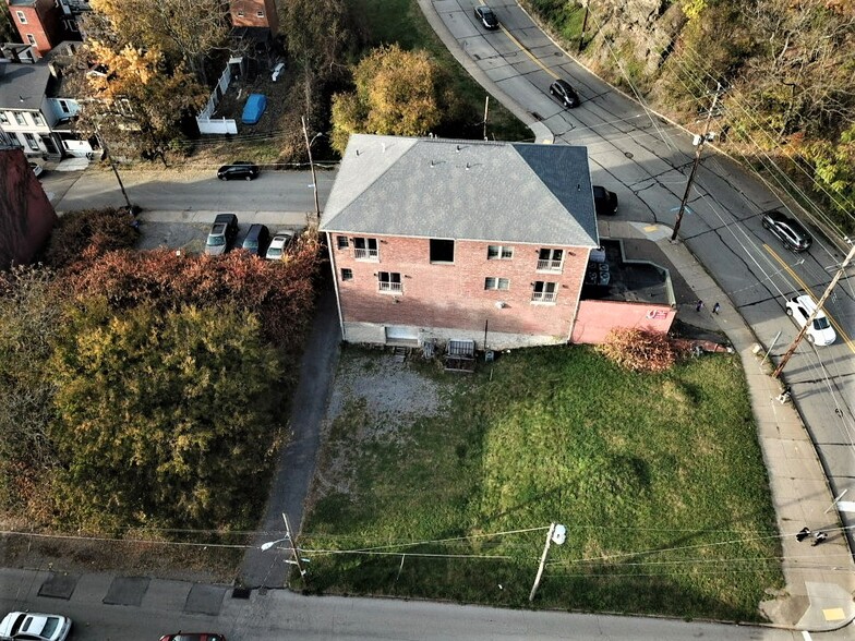 4-10 Alpine Ave, Pittsburgh, PA for sale - Building Photo - Image 2 of 8