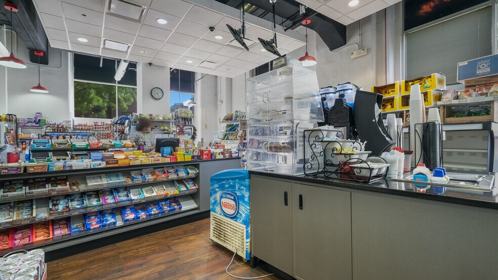 2200 Arch St, Philadelphia, PA à vendre - Photo du bâtiment - Image 2 de 15