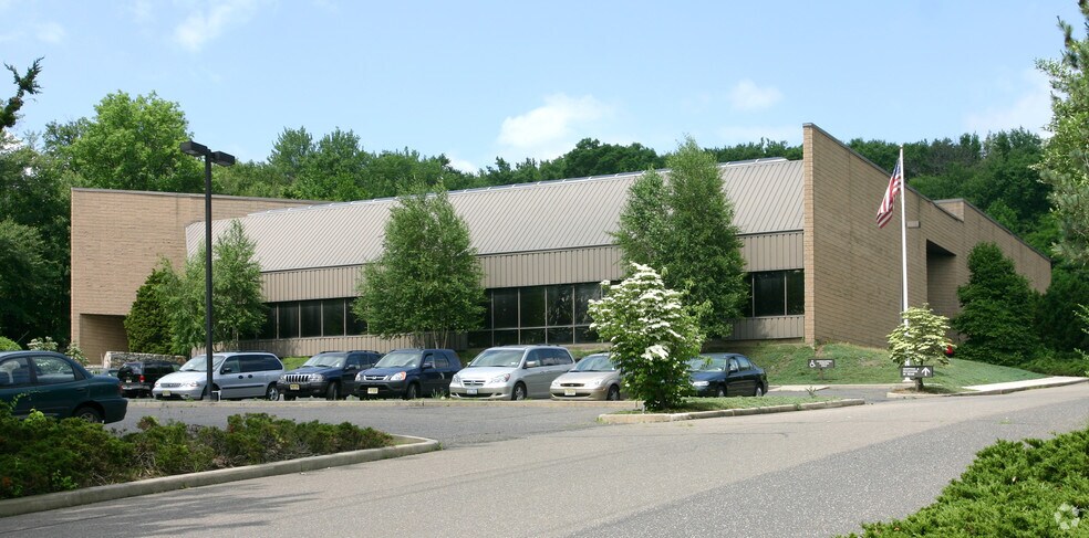 500 Corporate Dr, Mahwah, NJ à vendre - Photo du bâtiment - Image 2 de 6