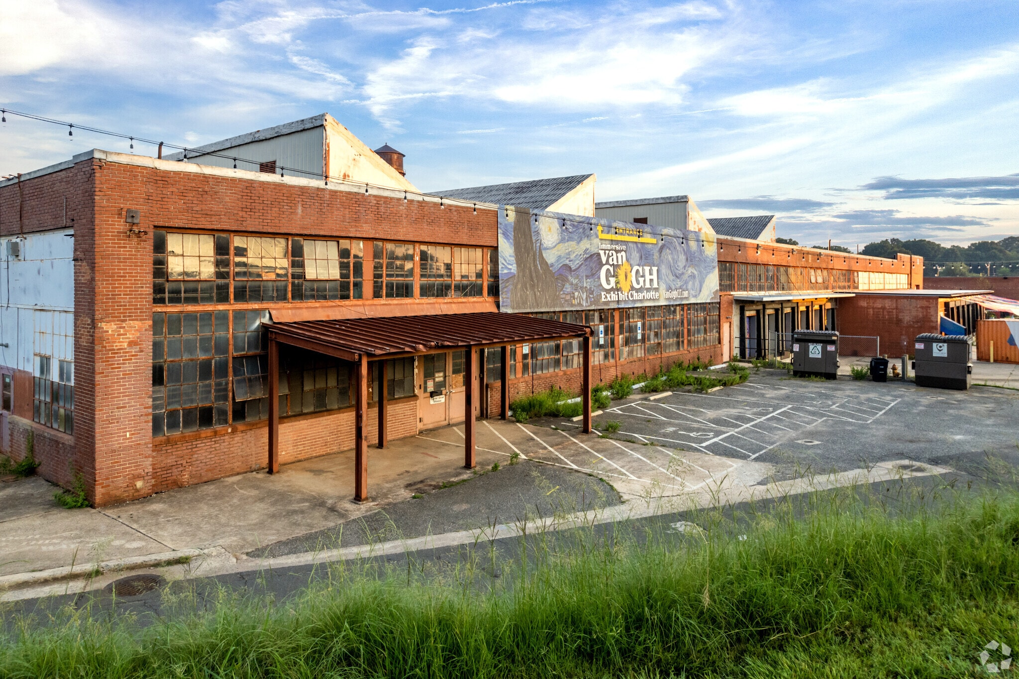 1801 N Graham St, Charlotte, NC for lease Primary Photo- Image 1 of 5