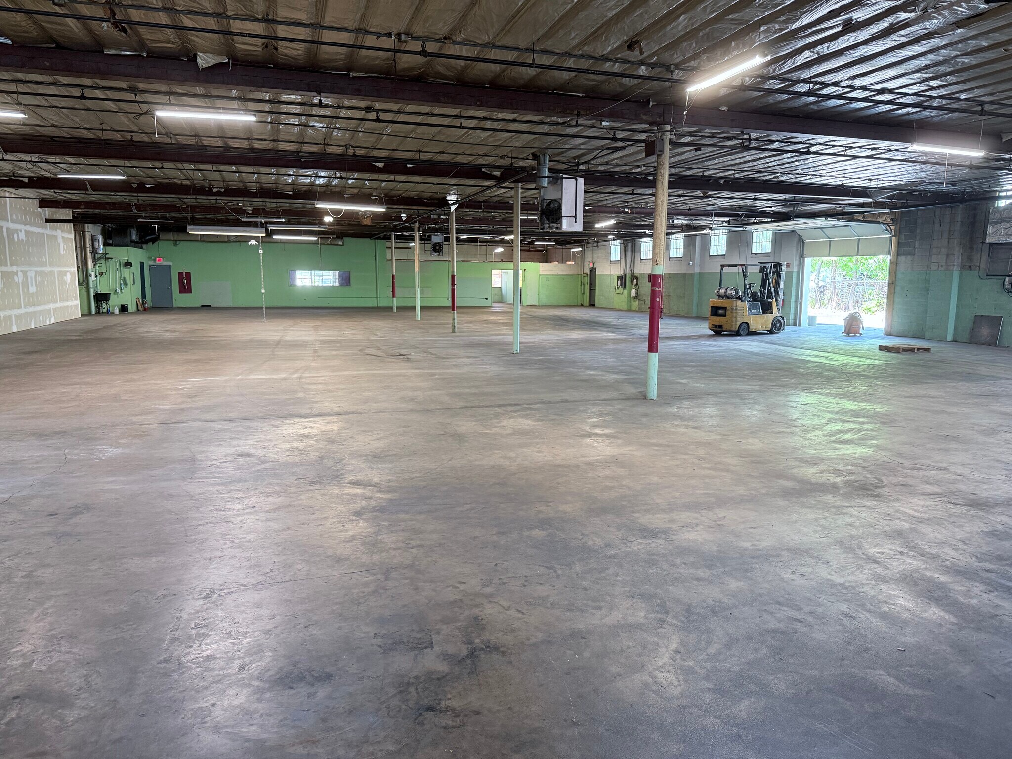 616 Nolan Ave, Morrisville, PA à vendre Photo du bâtiment- Image 1 de 1