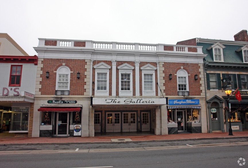 905-909 Caroline St, Fredericksburg, VA for lease - Building Photo - Image 2 of 6