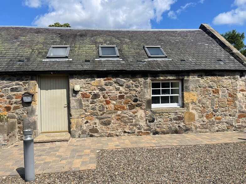 12 Dalmenny, South Queensferry à louer - Photo du bâtiment - Image 2 de 6