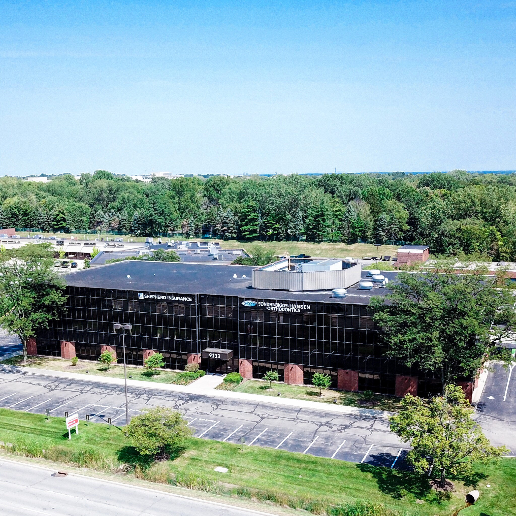9333 N Meridian St, Indianapolis, IN for lease Primary Photo- Image 1 of 12