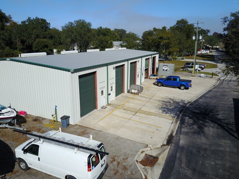1528 Virgils Way, Green Cove Springs, FL à louer - Photo du bâtiment - Image 2 de 4