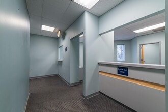 100 Brevco Plz, Lake Saint Louis, MO for lease Building Photo- Image 2 of 9