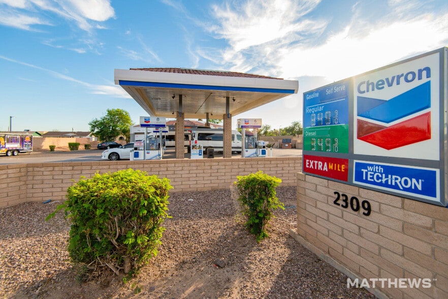 2309 E University Dr, Tempe, AZ for sale - Building Photo - Image 2 of 3