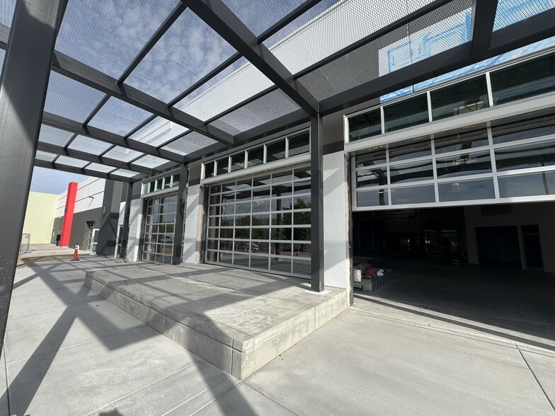 2450 Oddie Blvd, Sparks, NV for lease - Building Photo - Image 3 of 17