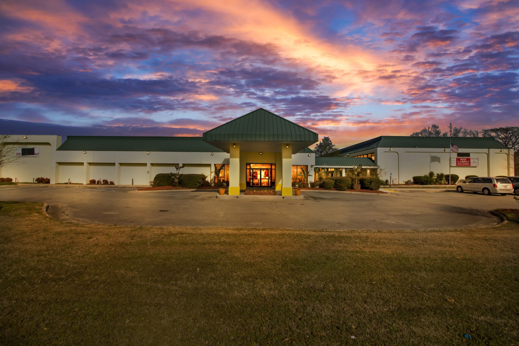 208 E New Bern Rd, Kinston, NC for sale Primary Photo- Image 1 of 1