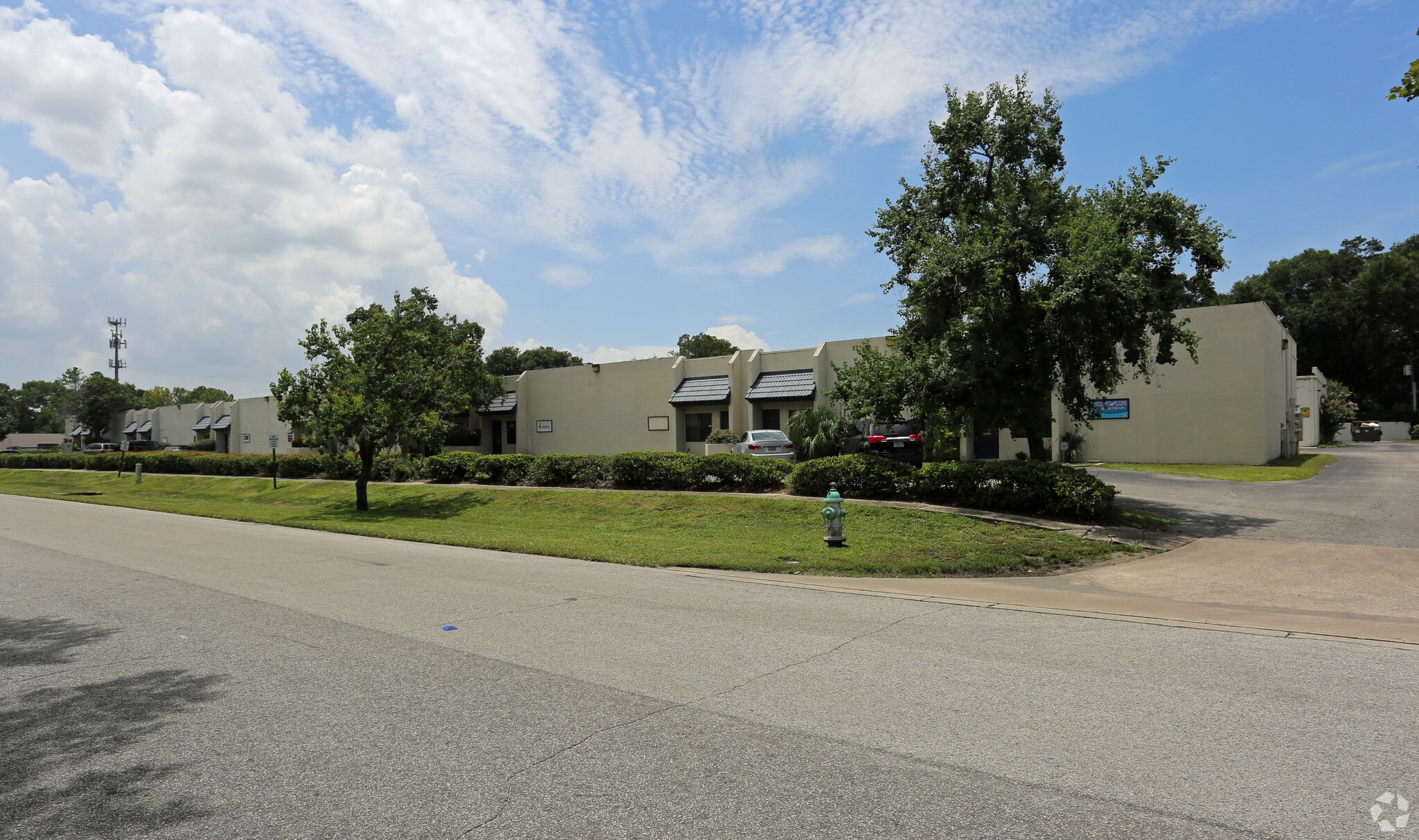 174 Semoran Commerce Pl, Apopka, FL for lease Primary Photo- Image 1 of 37