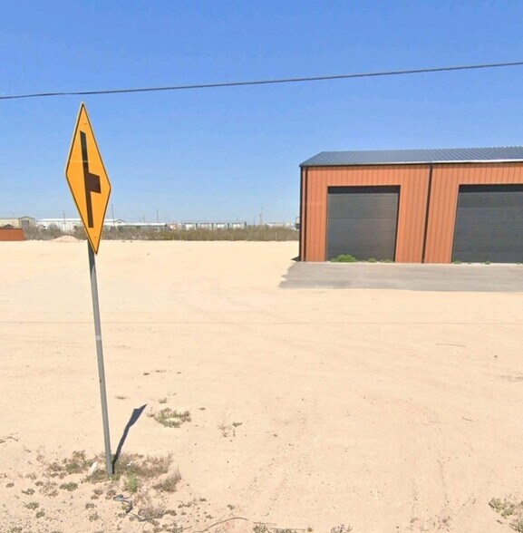 13810 W I-20, Odessa, TX à vendre - Photo du bâtiment - Image 3 de 14