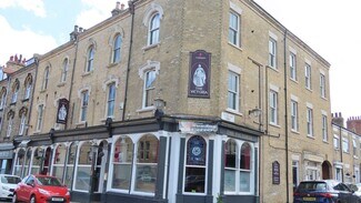 Plus de détails pour 3-5 Dundas St, Saltburn By The Sea - Commerce de détail à vendre