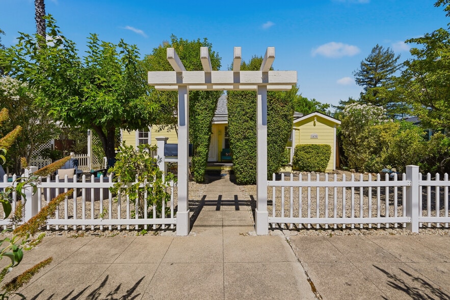 1435 2nd St, Calistoga, CA for sale - Primary Photo - Image 1 of 7