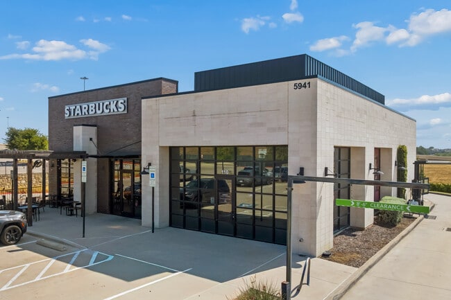 Plus de détails pour 5981 High Point Dr, Irving, TX - Commerce de détail à louer