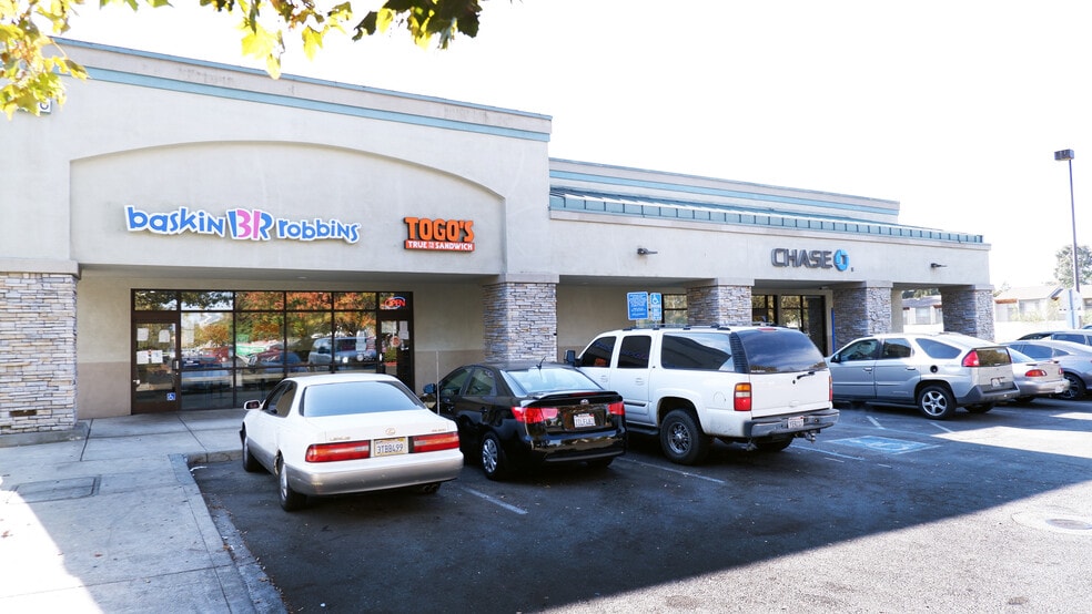 2136 Railroad Ave, Pittsburg, CA for lease - Building Photo - Image 3 of 14