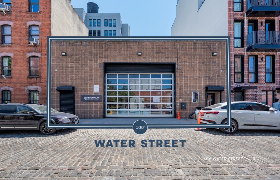 306 Water St, Brooklyn, NY à vendre - Photo du bâtiment - Image 2 de 8