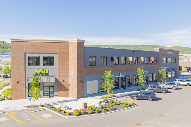 Plus de détails pour 45 Greenbriar Way NW, Calgary, AB - Commerce de détail à louer