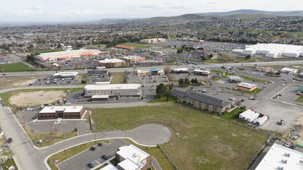 4175 W 24th Ave, Kennewick, WA à vendre - Photo du bâtiment - Image 1 de 5