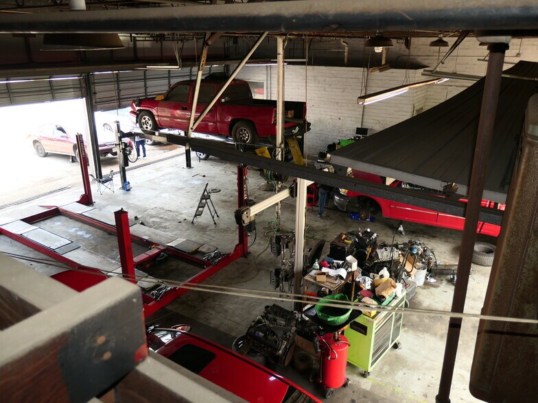 401 W Southmore Ave, Pasadena, TX à vendre - Photo du bâtiment - Image 3 de 8