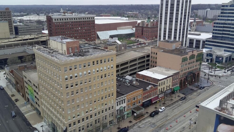 309-311 Main St portfolio of 2 properties for sale on LoopNet.ca - Building Photo - Image 3 of 3