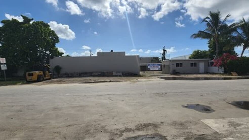 14041 NW 20th Ave, Opa-locka, FL for lease - Building Photo - Image 2 of 8