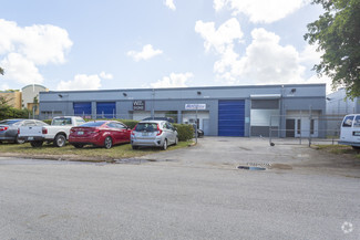 Plus de détails pour 2640-2666 W 79th St, Hialeah, FL - Industriel/Logistique à louer