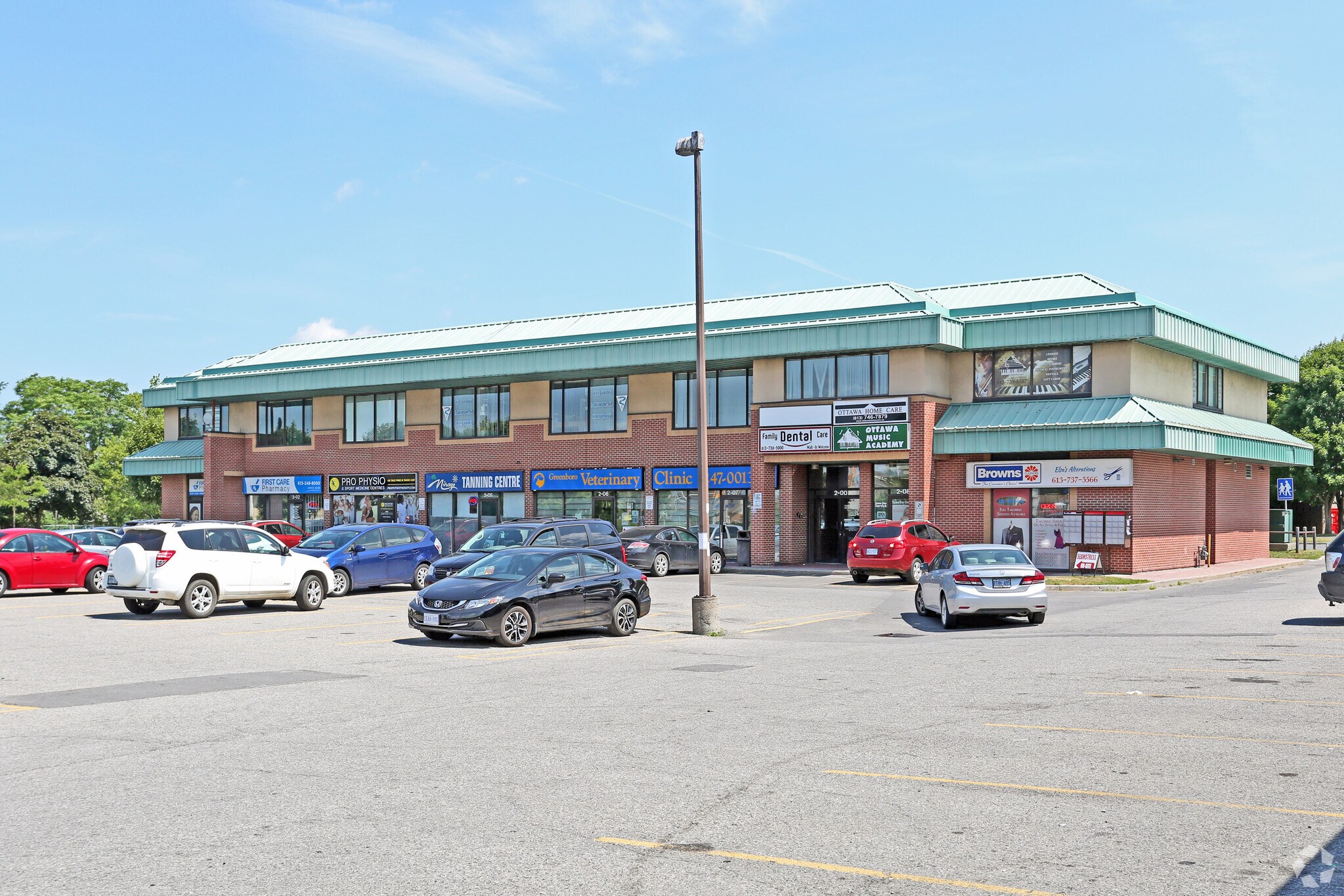 4 Lorry Greenberg Dr, Ottawa, ON for sale Primary Photo- Image 1 of 1