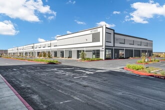 Skyking & Metro Air Pky, Sacramento, CA for lease Interior Photo- Image 1 of 9