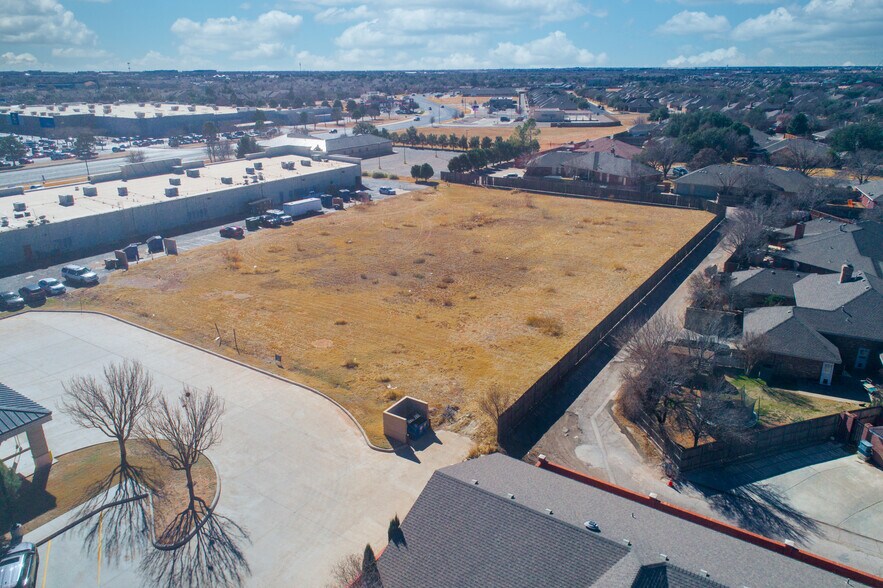 4412 Briarwood Ave, Midland, TX à vendre - Photo du bâtiment - Image 3 de 9