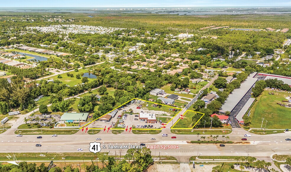 Tamiami Trail Commercial Center portefeuille de 3 propriétés à vendre sur LoopNet.ca - Aérien - Image 2 de 8