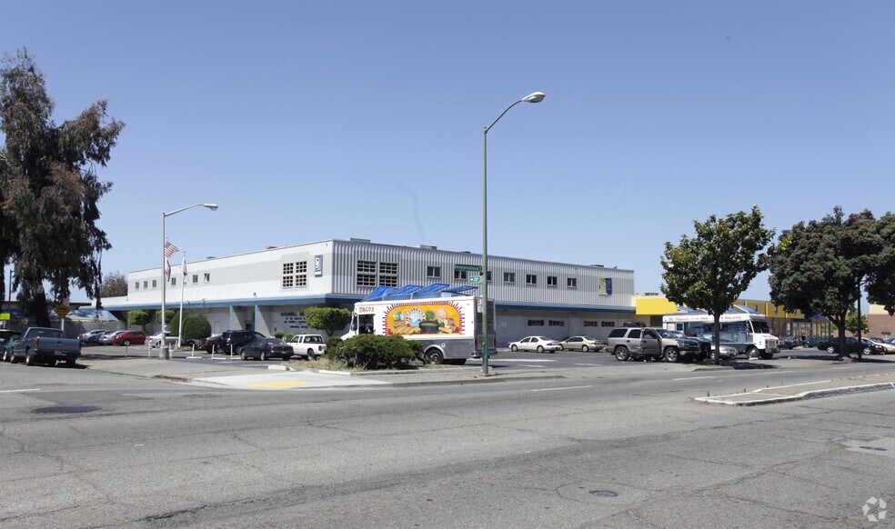 1301 30th Ave, Oakland, CA à vendre - Photo du bâtiment - Image 2 de 4