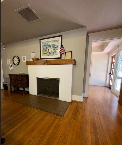 119 E Coronado Rd, Phoenix, AZ for sale - Interior Photo - Image 2 of 3