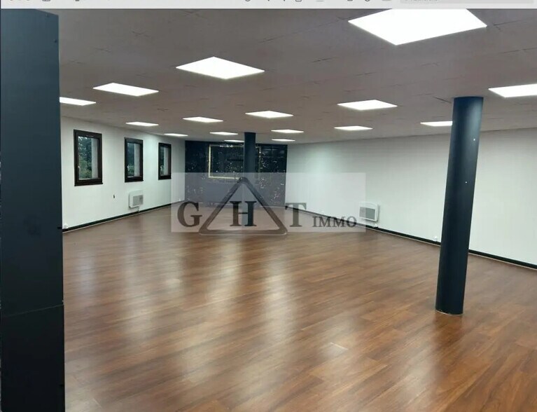 Bureau dans Argenteuil à louer - Photo intérieure - Image 2 de 2