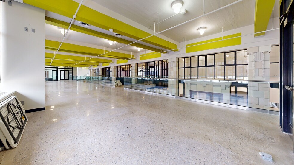 701 E Douglas Ave, Wichita, KS à louer - Numérisation 3D de Matterport - Image 3 de 25