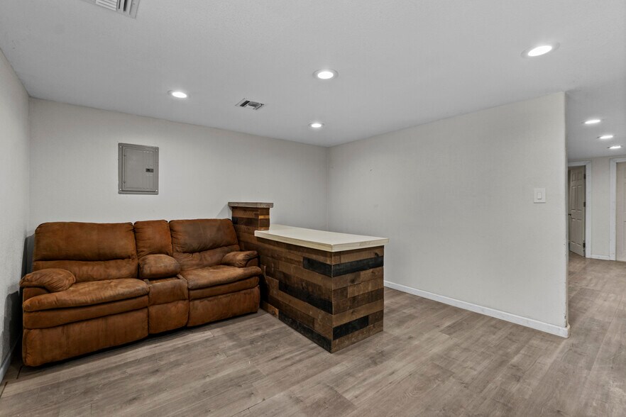 1819 S 1st Ave, Safford, AZ à vendre - Photo du bâtiment - Image 2 de 15