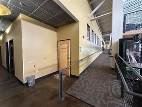 1395 Jordan St, North Liberty, IA à louer Photo intérieure- Image 2 de 12