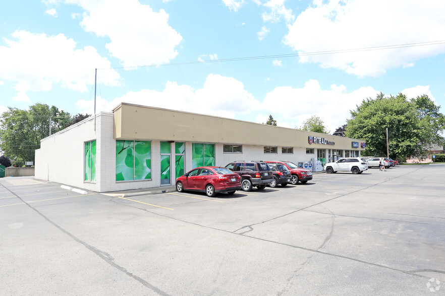 28326-28350 S River Rd, Harrison Township, MI for lease - Building Photo - Image 2 of 7