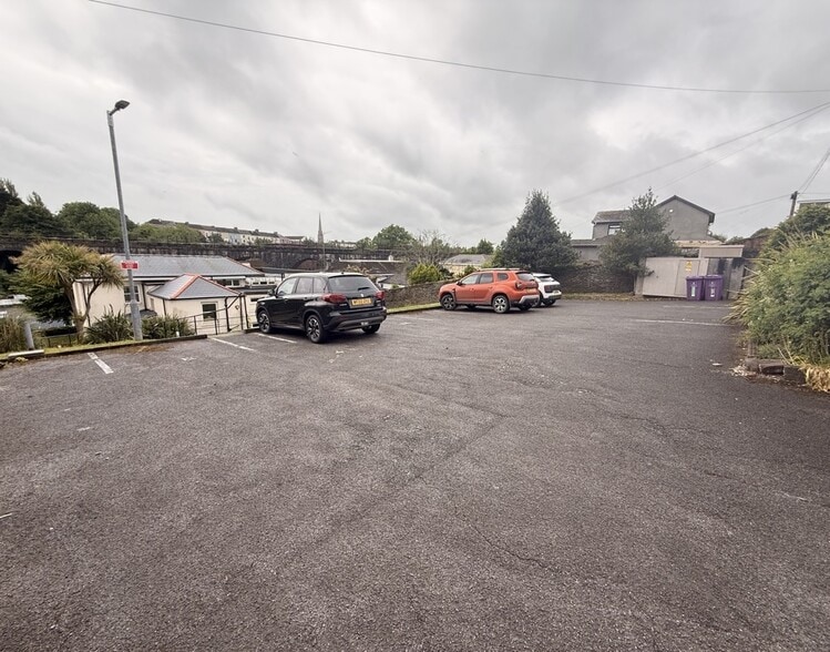 52 Stuart Rd, Plymouth for lease - Building Photo - Image 2 of 2